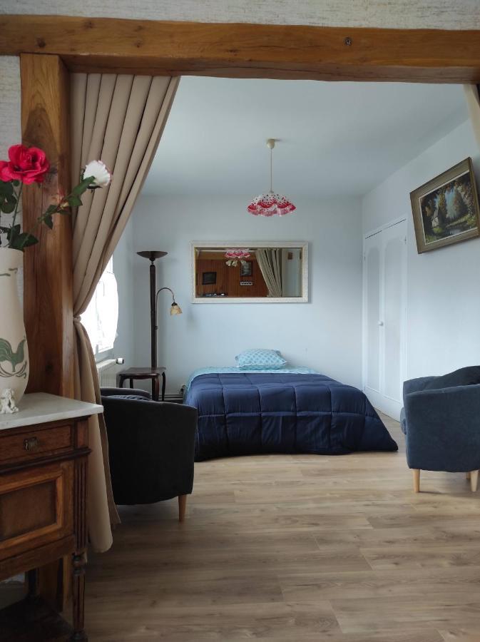 La Lisiere Appartement 2 Chambres Revin  Eksteriør billede