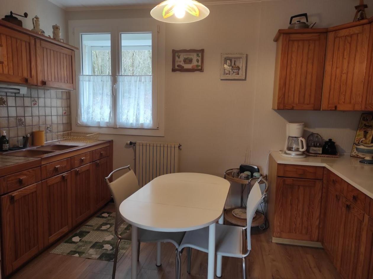 La Lisiere Appartement 2 Chambres Revin  Eksteriør billede